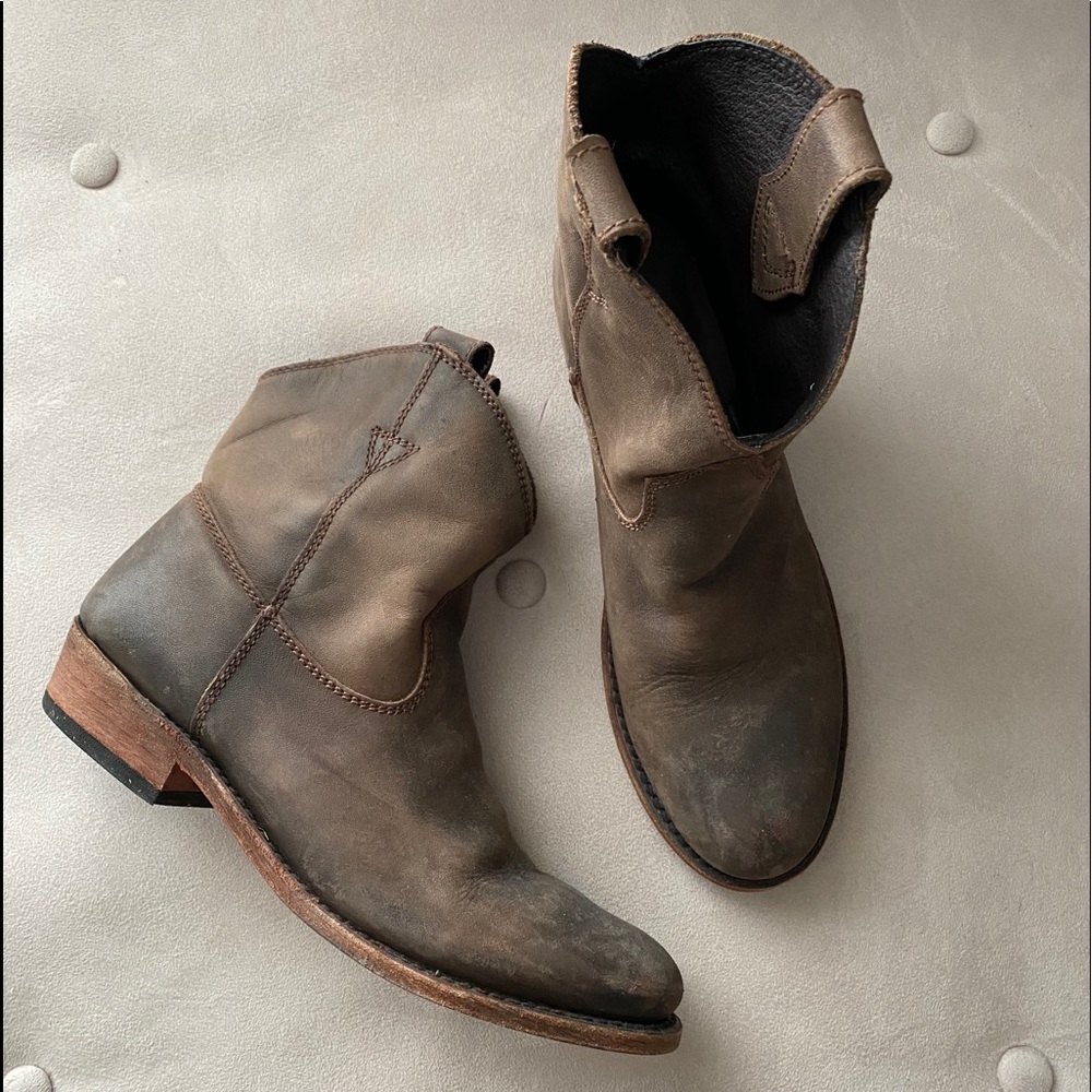 Liberty Black Shorty Boot